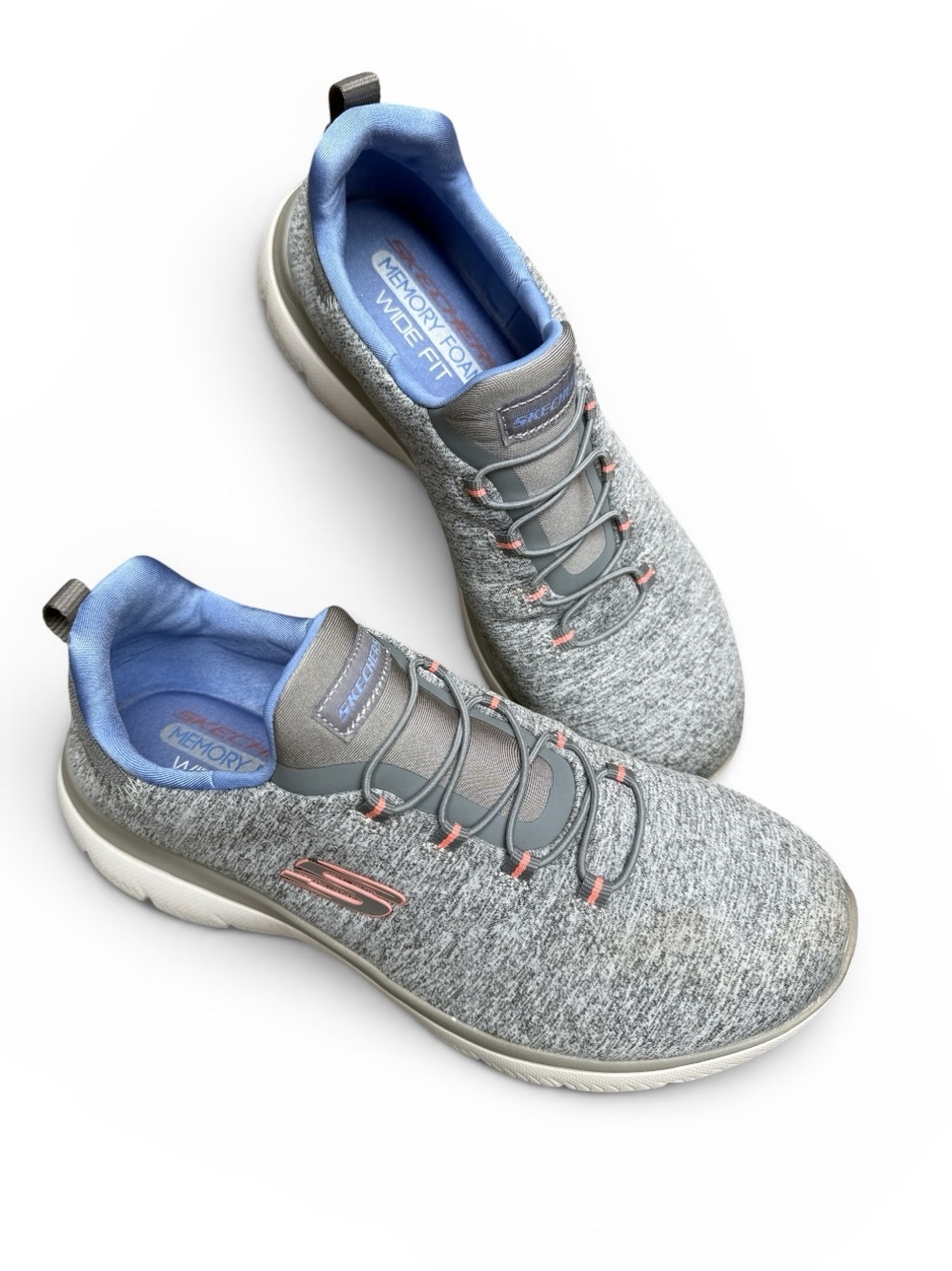 Skechers